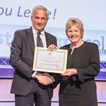 Psycho-oncologist receives prestigious award