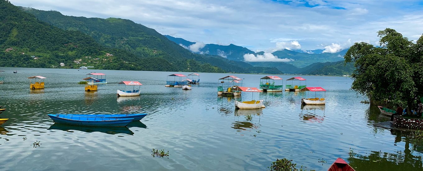 Scenic photo of a lake in Nepal
