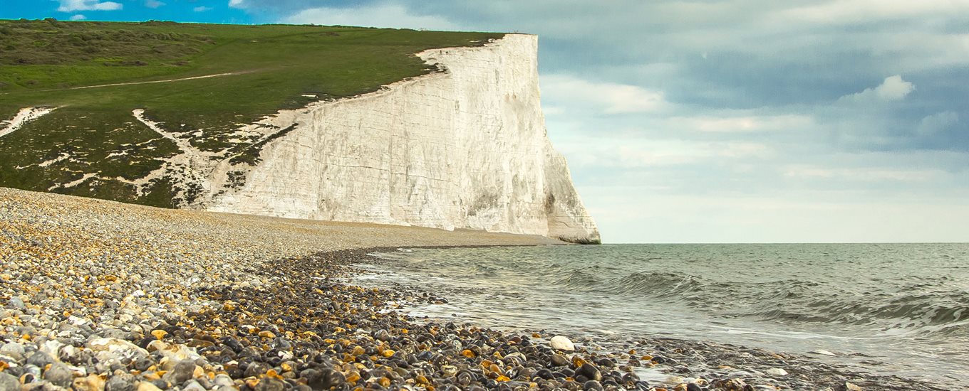 Image of the seven sisters cliff in Sussex