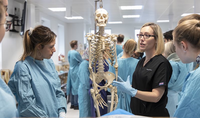 Year 1 students in the Anatomy Suite at BSMS