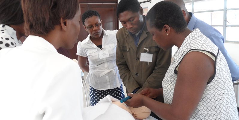 Nurses training for neonatal life support training