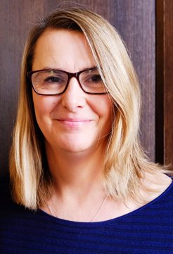 Dr Anna Jones