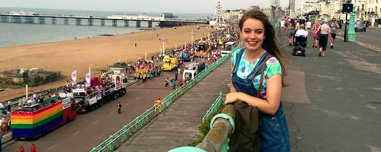 Chloe Knox Brighton seafront