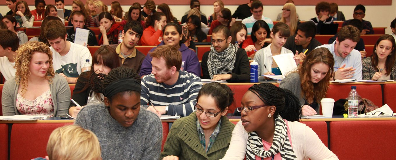 students study during lecture